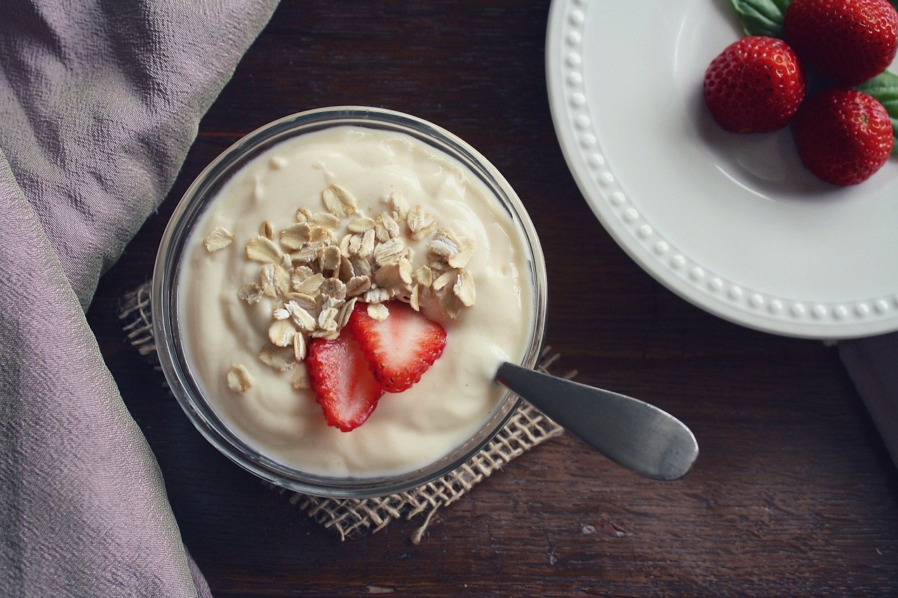 Zdrowe przekąski. Jogurt