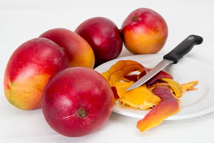 Jakich owoców unikać przy odchudzaniu? Mango